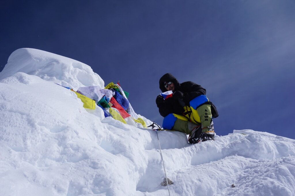 Jan Summits Mt Manaslu